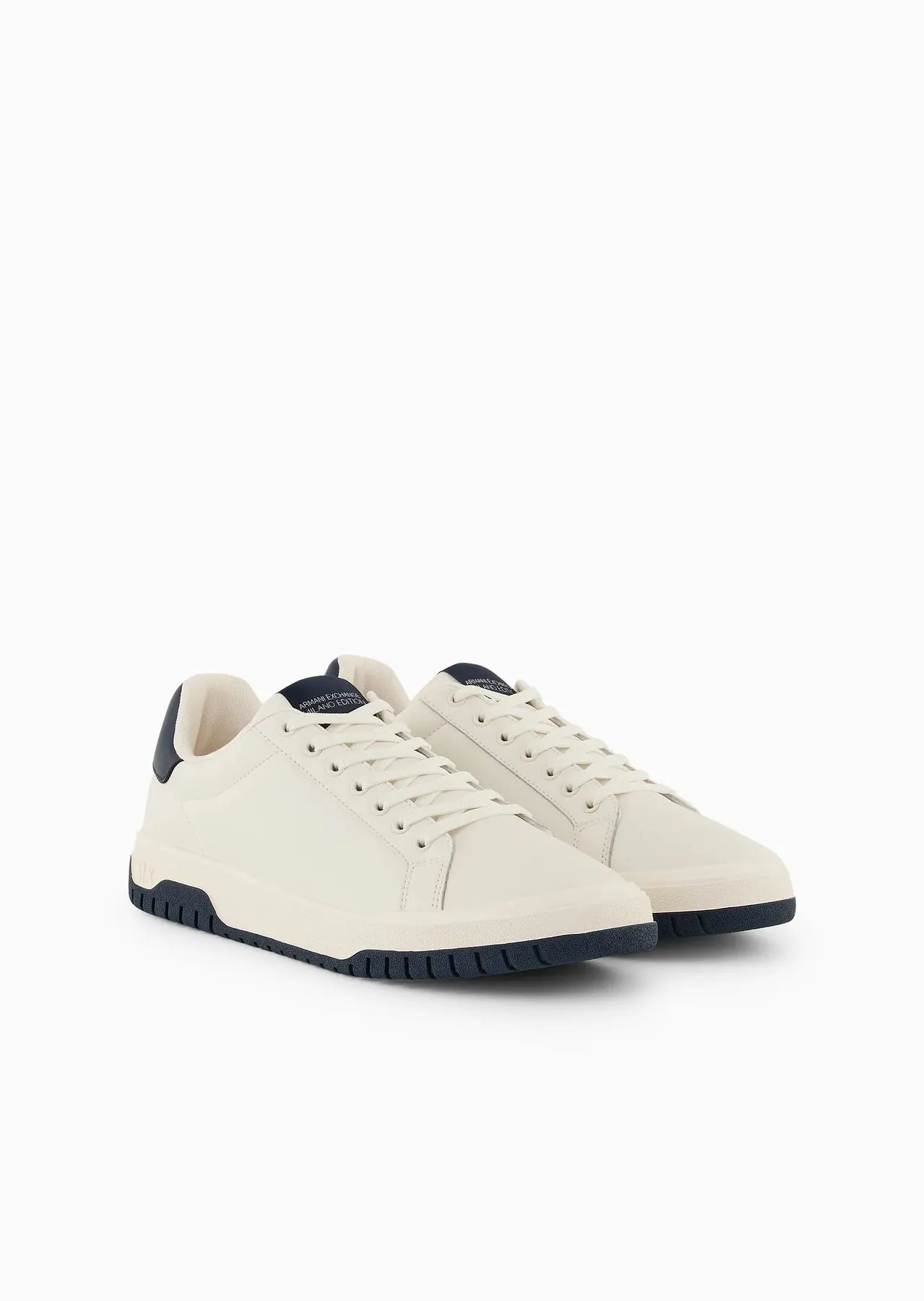     Armani Exchange Sneakers XUX212 XV823    