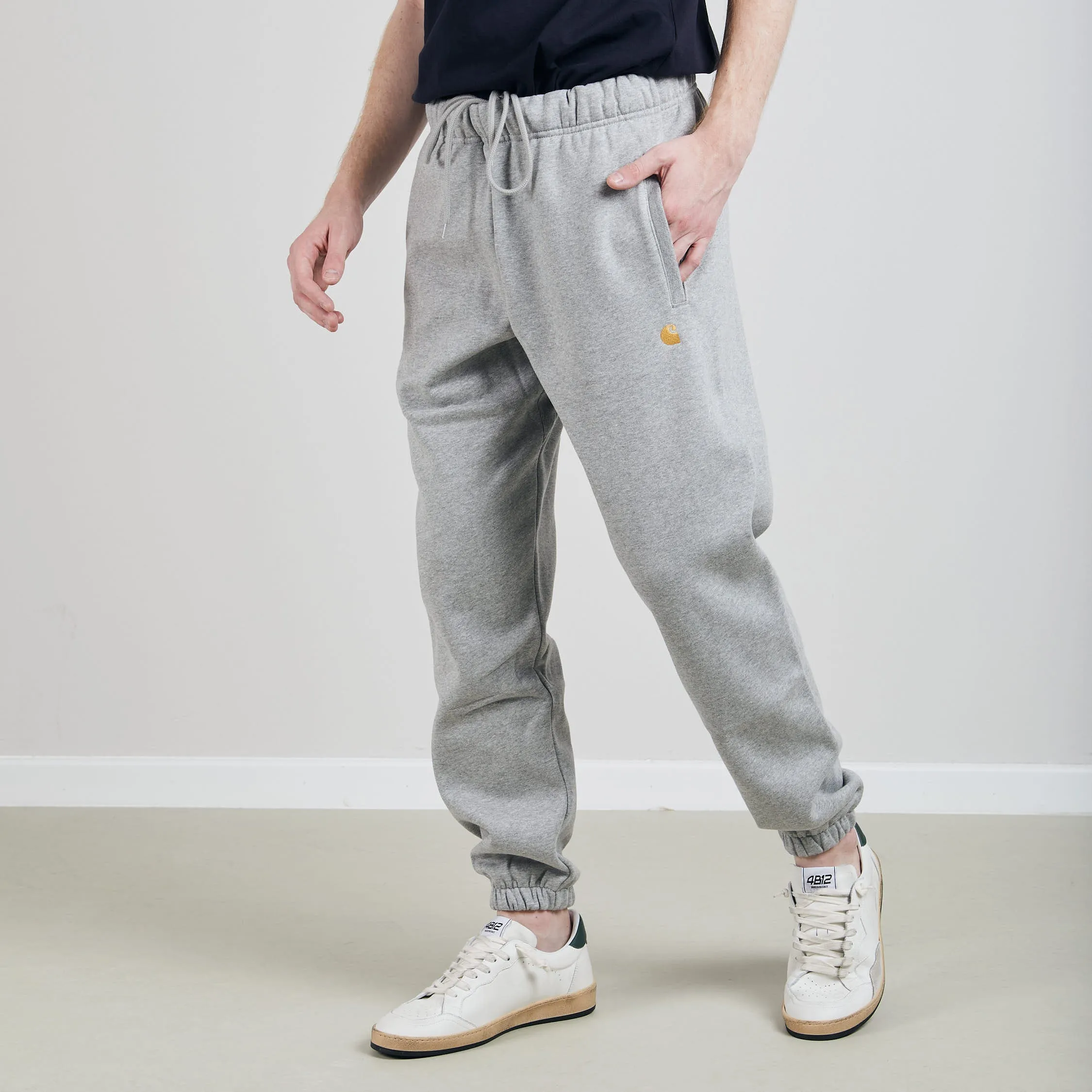 Carhartt Wip Pantalone Felpa Basico Grigio Uomo