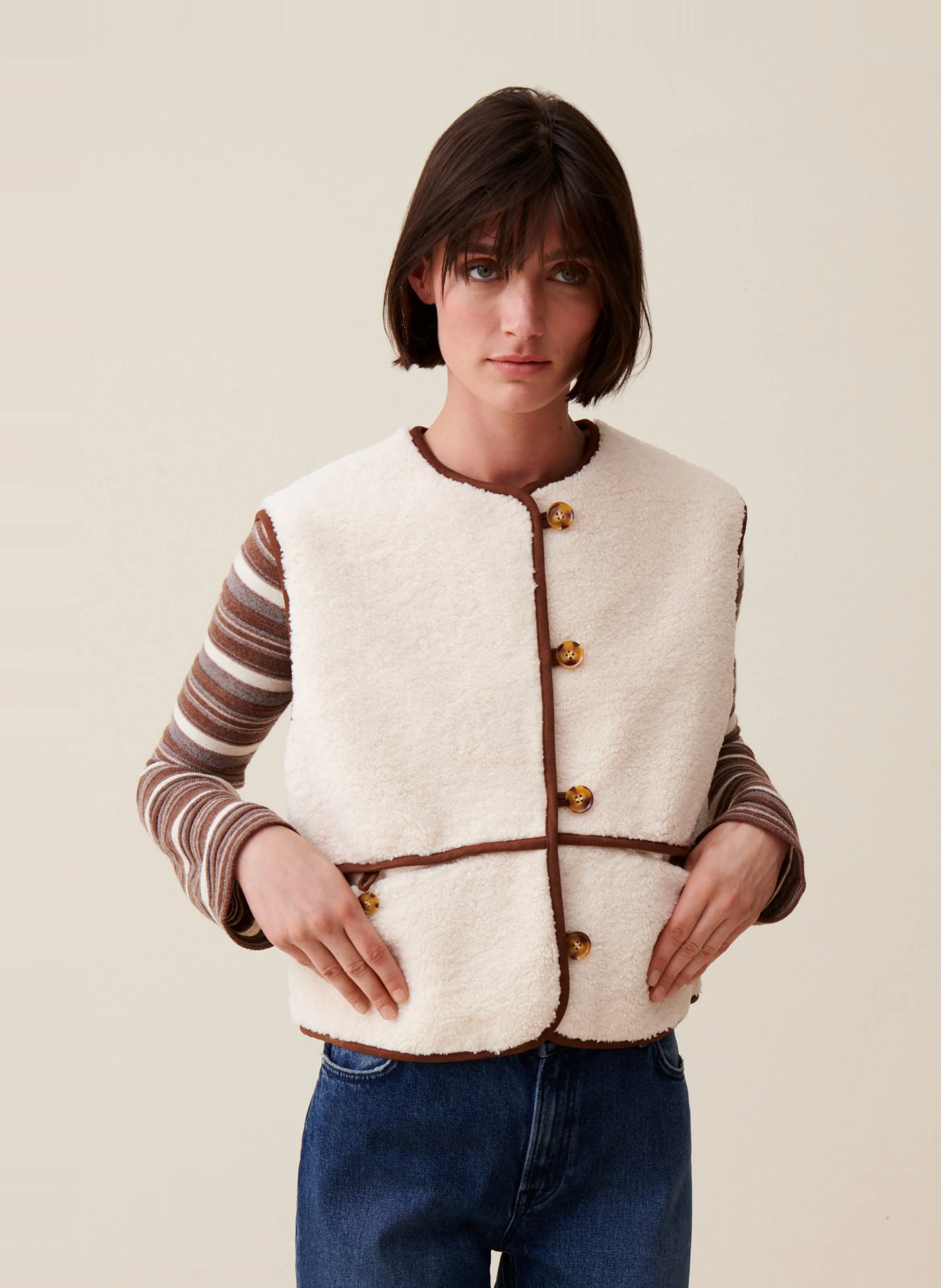  CLAUDIE PIERLOT   Gilet in ecopelliccia senza maniche | Beige