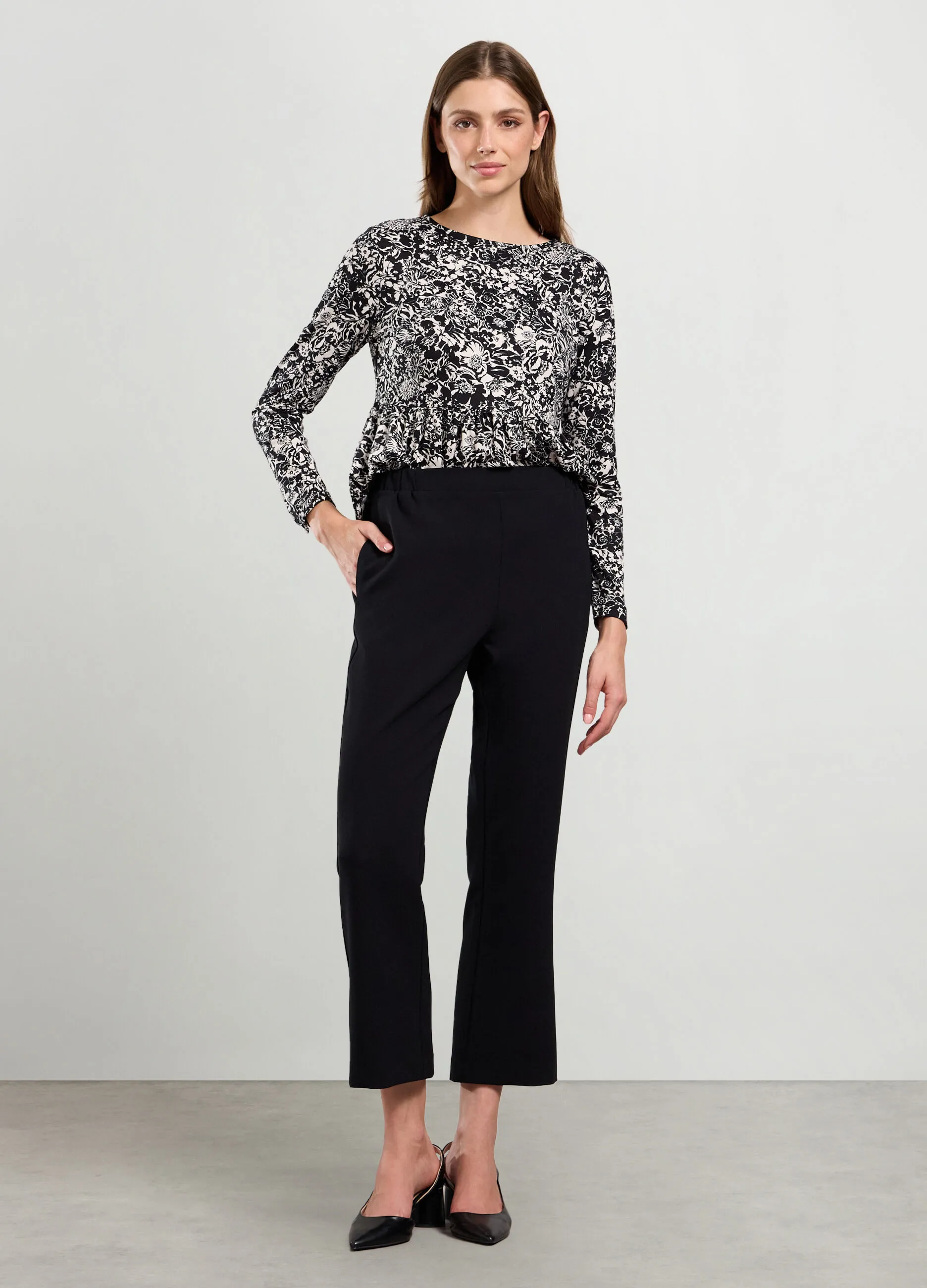 IWIE  Pantaloni flare fit donna