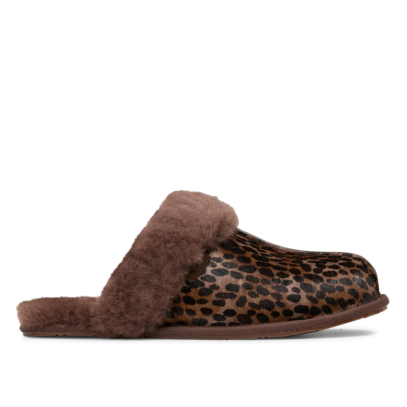  UGG   SCUFFETTE CASPIAN - Pantofole con motivi animali | Marrone