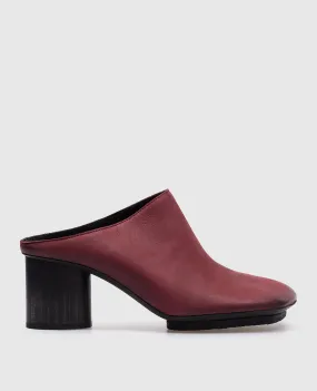 UMA WANG Zoccoli in pelle bordeaux US9193