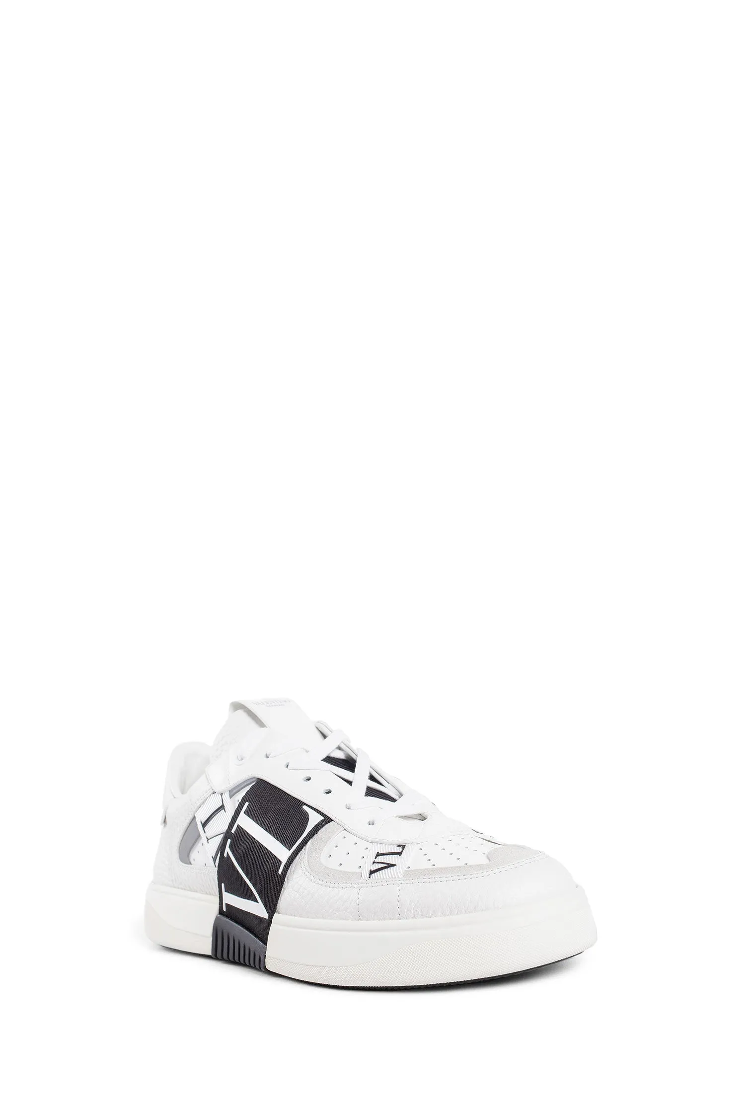 valentino garavani  low-top calfskin vl7n sneakers with band 