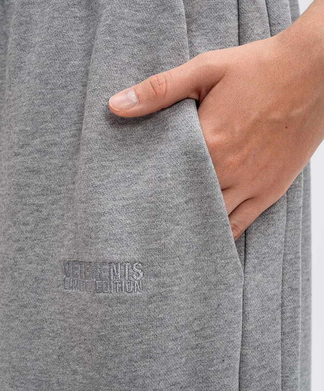 Vetements Pantaloni della tuta grigi con logo WA65SP110G